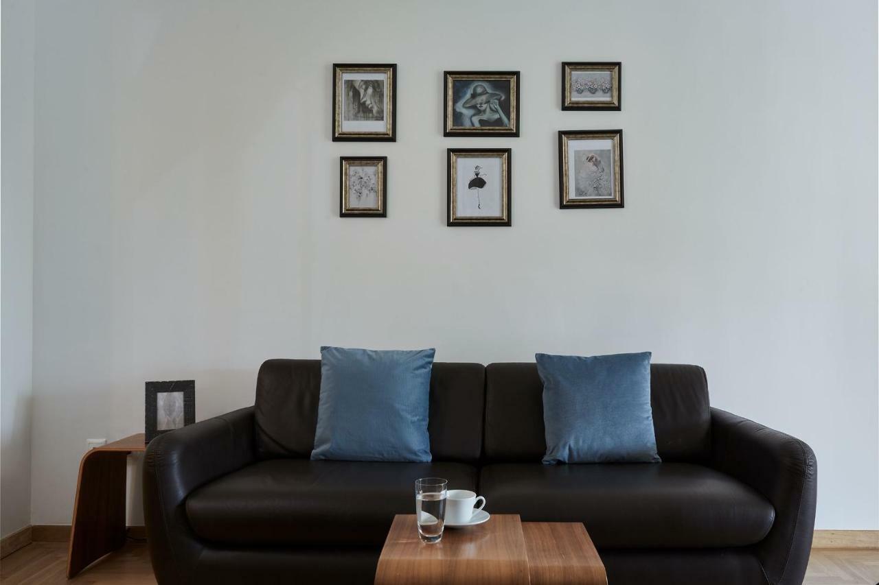 Chic One Bd Apartment With Hilton View أثينا المظهر الخارجي الصورة